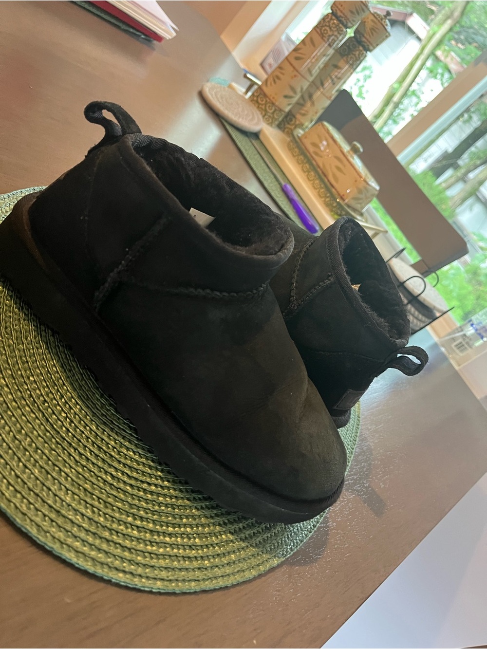 UGG CLASSIC ULTRA MINI BLACK SUEDE FUR COMFORT WOMEN'S BOOTS SIZE US 6